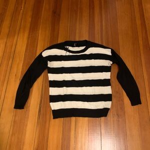 Forever 21 sweater